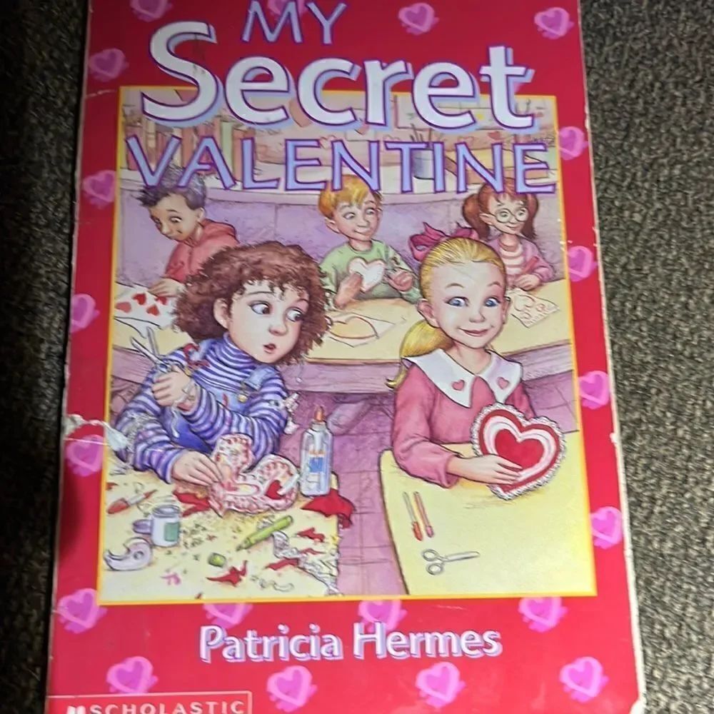 Set of (5) Holiday Chapter Books